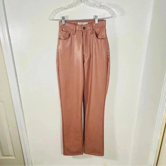 NEW Abercrombie & Fitch 90s Straight Ultra High Rise Jeans Faux Leather Tall - Picture 2 of 8